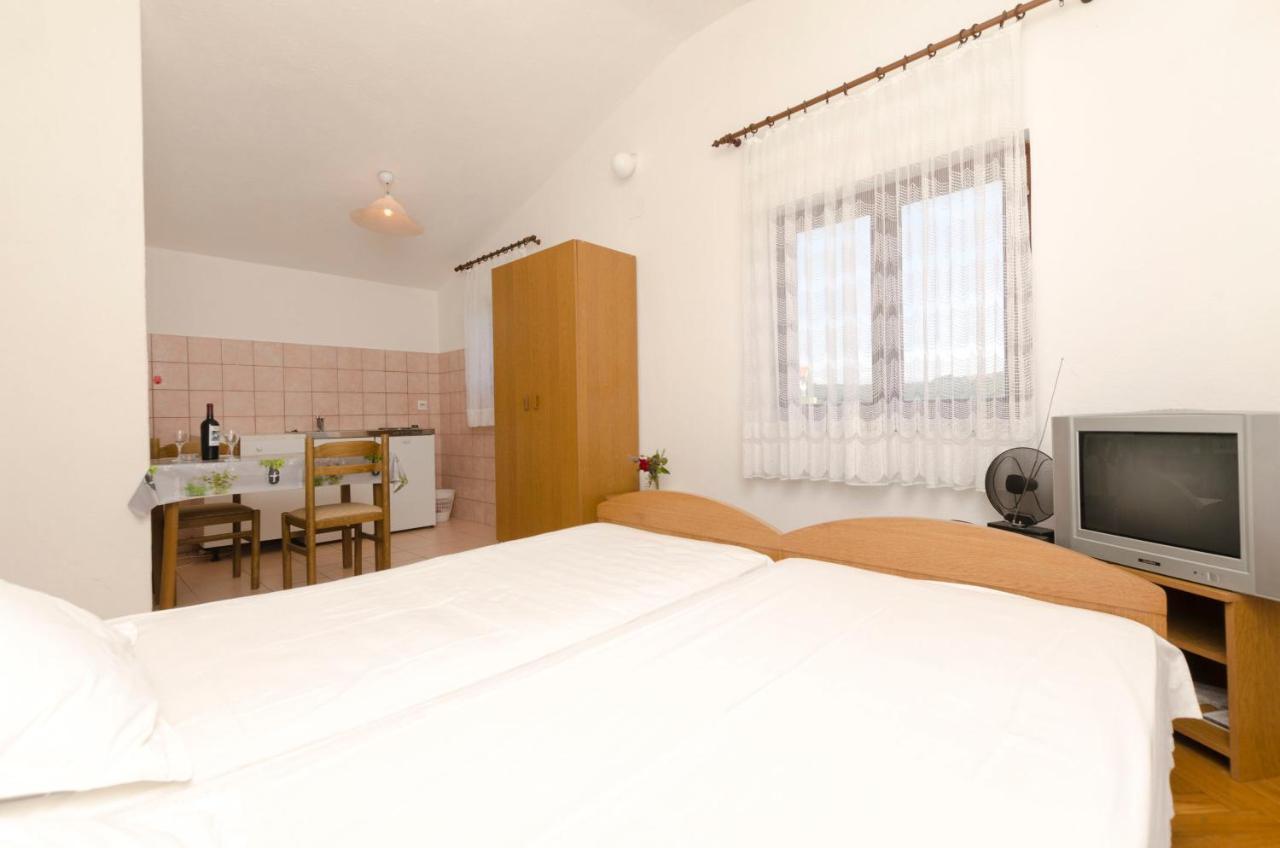 Apartments Mirko تروغير المظهر الخارجي الصورة